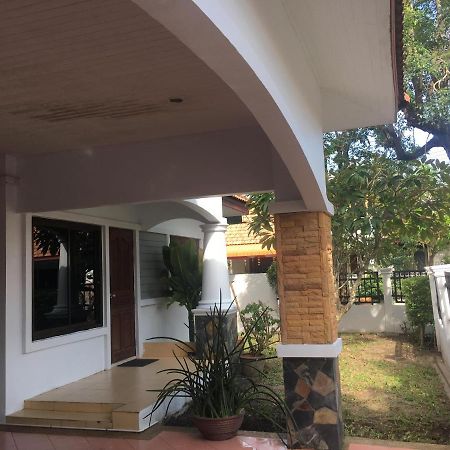 Beautiful 3 Bedroom Garden Villa 찰롱 외부 사진