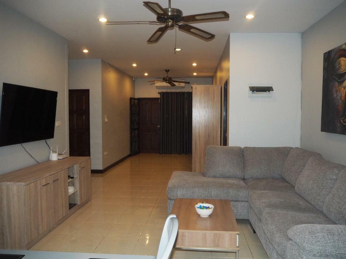 Beautiful 3 Bedroom Garden Villa 찰롱 외부 사진
