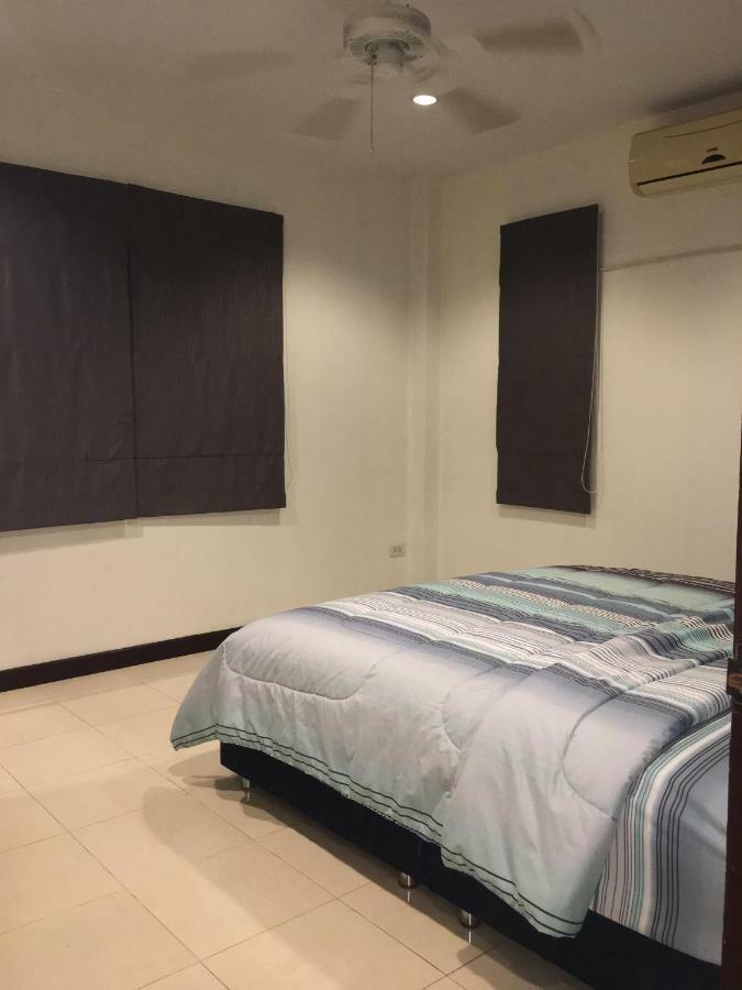Beautiful 3 Bedroom Garden Villa 찰롱 외부 사진