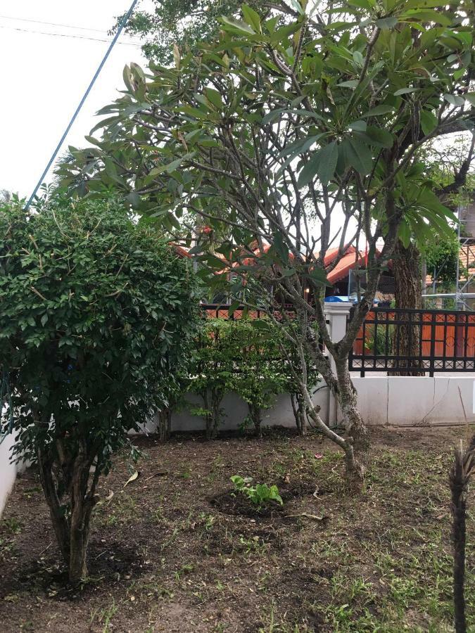 Beautiful 3 Bedroom Garden Villa 찰롱 외부 사진